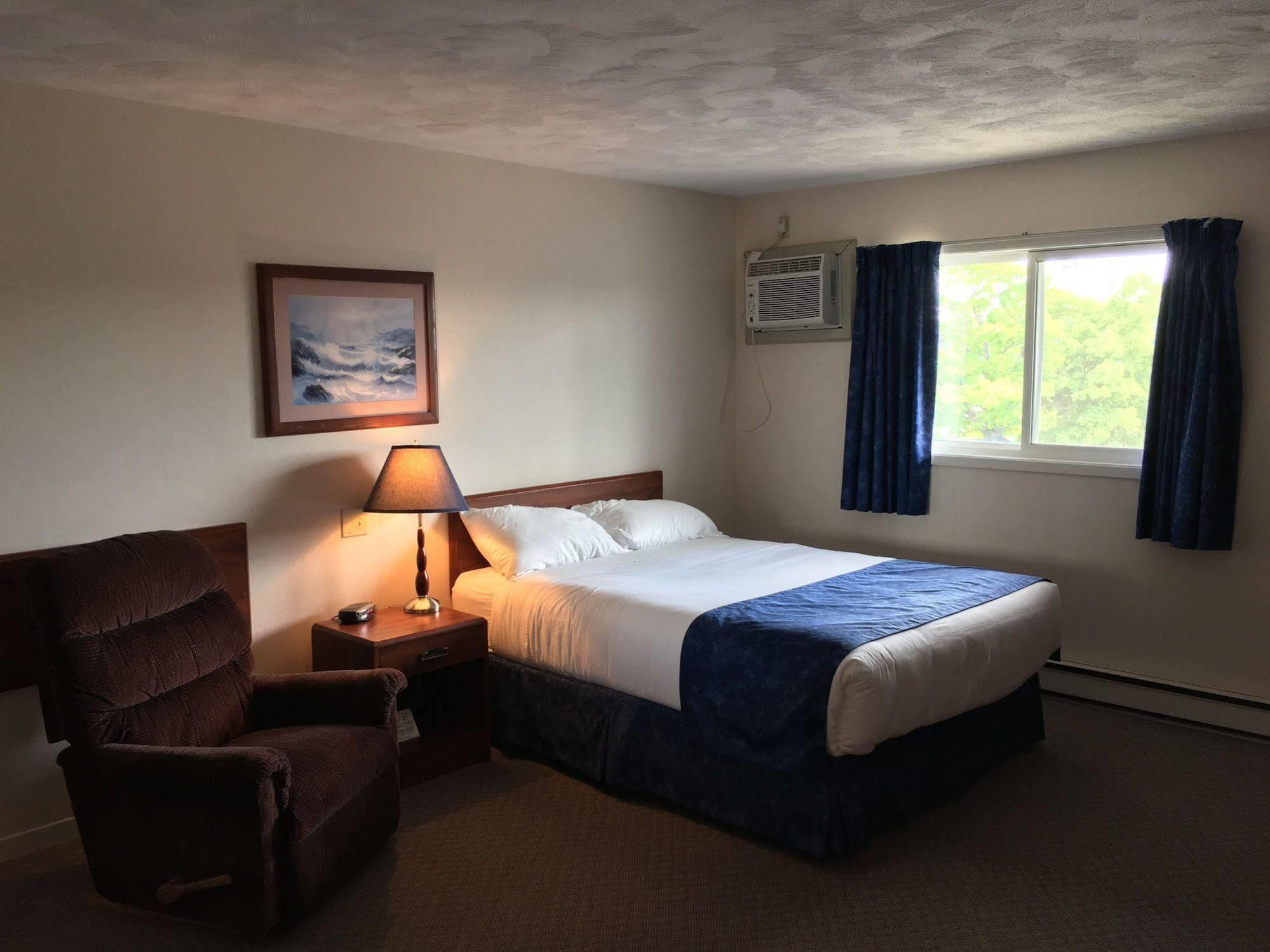 Fairway Inn Sussex Esterno foto