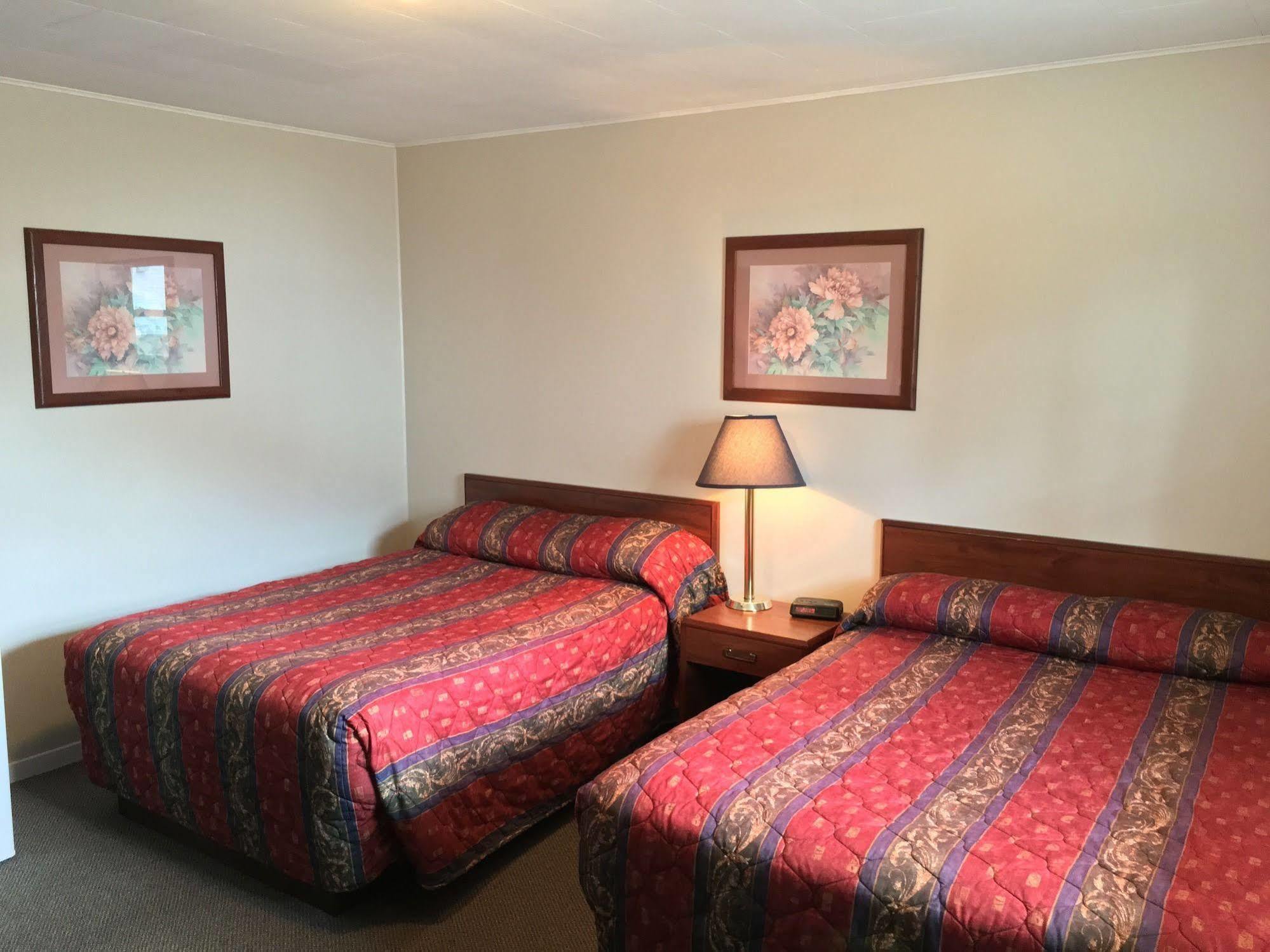 Fairway Inn Sussex Esterno foto